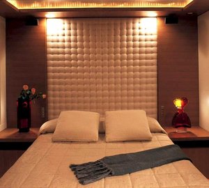 Guest's Cabin On Yacht KINTARO