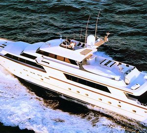 Cruising On Yacht LE MONTRACHET