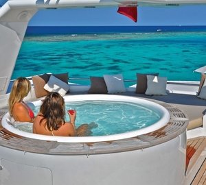 Sunshine Deck Jacuzzi Pool On Yacht LIONSHARE