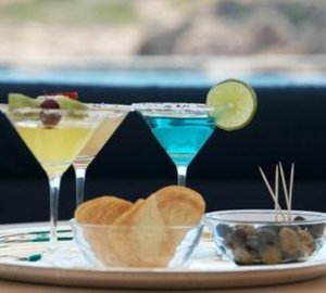 Cocktail Drinks On Yacht MUMU