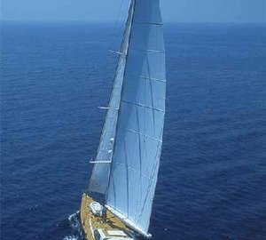 With Full Overview On Yacht VAIMITI
