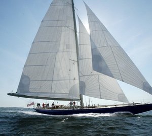 The 40m Yacht ENDEAVOUR