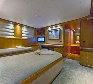 Guest's Cabin Twin Bed On Board Yacht SOLAIA