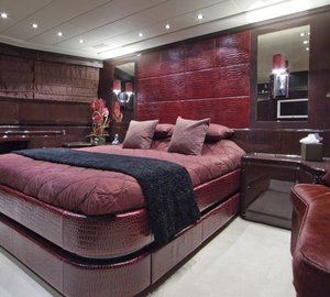Sitting: Yacht VENI VIDI VICI's VIP Cabin Image