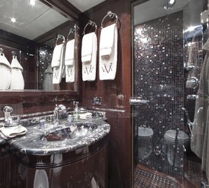 Personal Bath Aboard Yacht VENI VIDI VICI