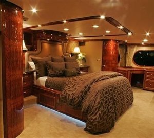 The 43m Yacht LEIGHT STAR