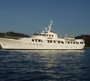 Overview Aboard Yacht SECRET LIFE