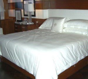 Main Master Berth Aboard Yacht TUGATSU