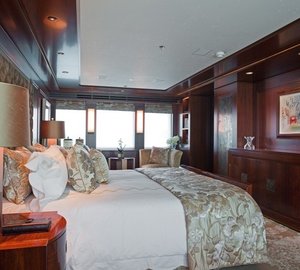 Main Master Cabin Aboard Yacht BLIND DATE