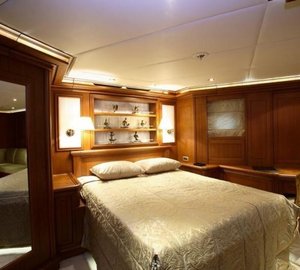 Guest's Cabin Aboard Yacht MONTIGNE
