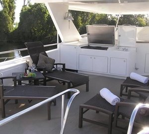 The 30m Yacht BESAME