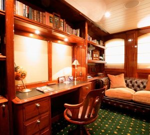 The 30m Yacht CAMBRIA II