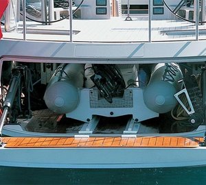 The 30m Yacht DARK SHADOW