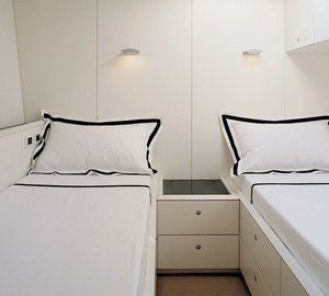 The 30m Yacht DARK SHADOW