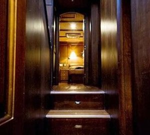 The 30m Yacht HANDEM