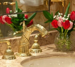 The 30m Yacht SUNDAY MONEY