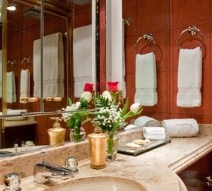 The 30m Yacht SUNDAY MONEY