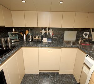 The 31m Yacht EVELYN