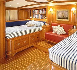 The 35m Yacht BEAGLE V