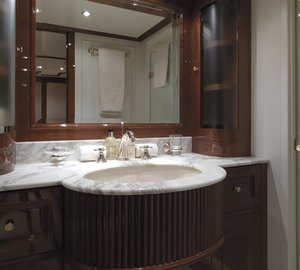 The 35m Yacht ENCHANTRESS