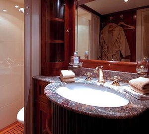 The 35m Yacht INOUIS