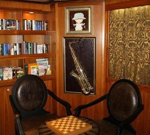 The 35m Yacht MIAMI BLUES