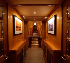 The 35m Yacht TENACIOUS