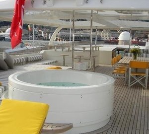 Jacuzzi Pool With Sitting On Yacht PHOENIX