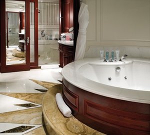 Main Master Bath On Yacht HAMPSHIRE