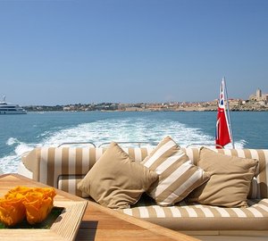 The 21m Yacht AMADEUS