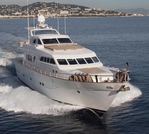 The 25m Yacht NOON TEASE