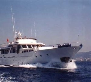 The 30m Yacht LADY ROXANNE