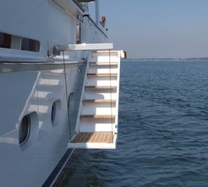 The 32m Yacht EVNIKE