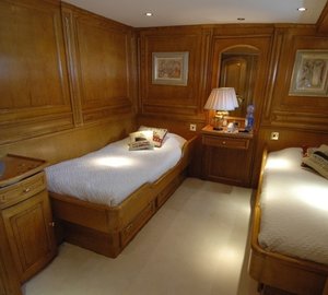 The 33m Yacht GARDENIA