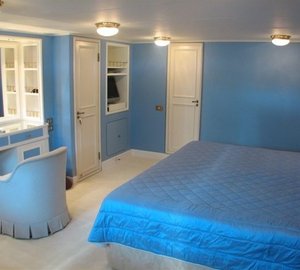 The 33m Yacht NAFISA