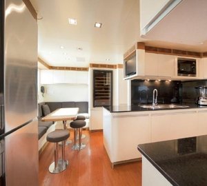 The 36m Yacht +LEJOS