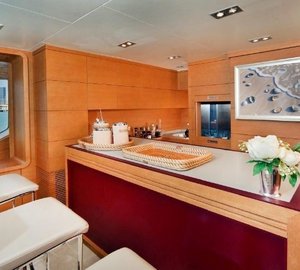 The 36m Yacht +LEJOS