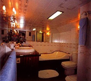 En Suite On Yacht GLORIOUS