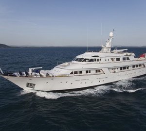 Cruising On Board Yacht SIRAHMY