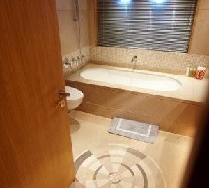 Main Master Bathroom On Board Yacht ALKHOR