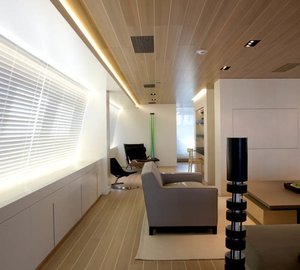 Profile: Yacht BARACUDA VALLETTA's Saloon Photograph