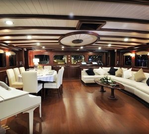 Saloon On Board Yacht REGINA