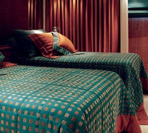 Twin Bed Cabin On Board Yacht ELEGANT 007