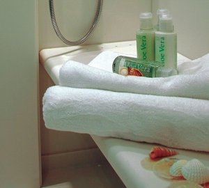 Towels: Yacht ELEGANT 007's Guest's Cabin Captured