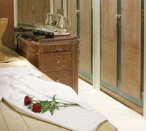 Roses: Yacht ELEGANT 007's Guest's Cabin Photograph