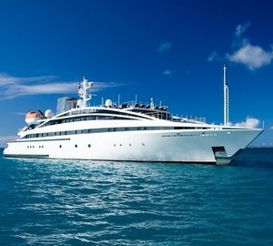 Premier Overview On Board Yacht ELEGANT 007