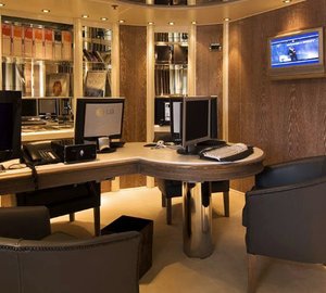 Study On Yacht ELEGANT 007