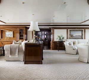 TATANIA Bridge Saloon Main