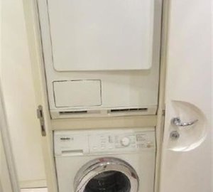 The 27m Yacht PETER K