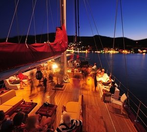 Evening: Yacht CASA DELL ARTE II's Deck Captured